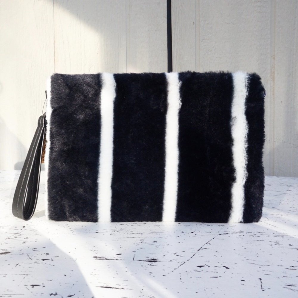 Black and White Striped Faux Fur Zipper Pouch